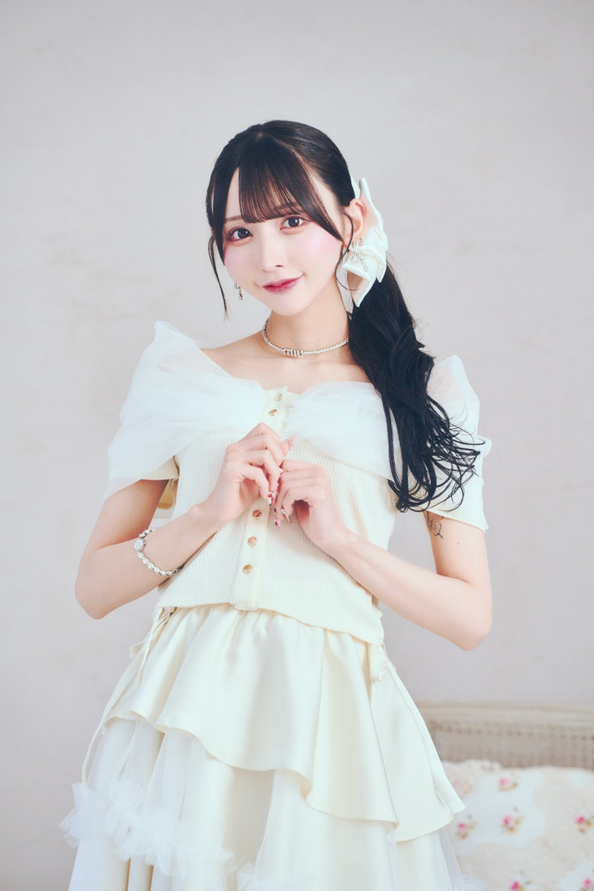 チュールオフショルトップス