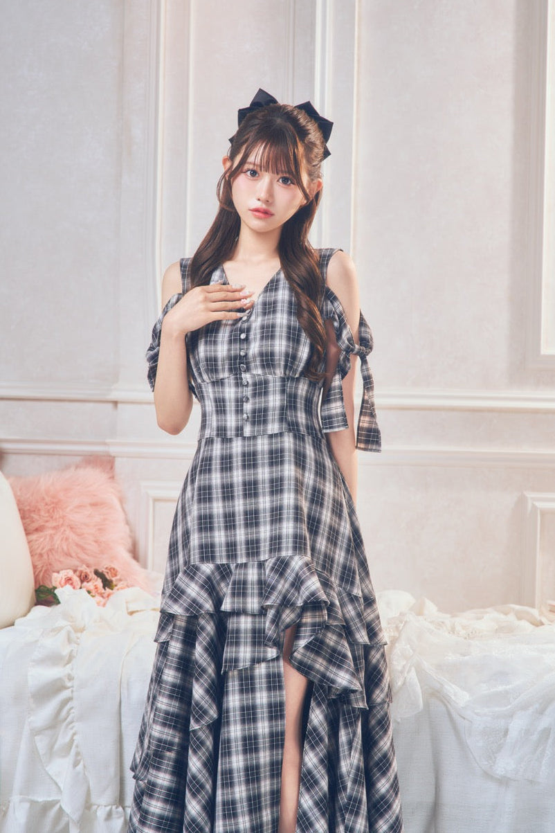 【予約商品】サテンスリットロングワンピ