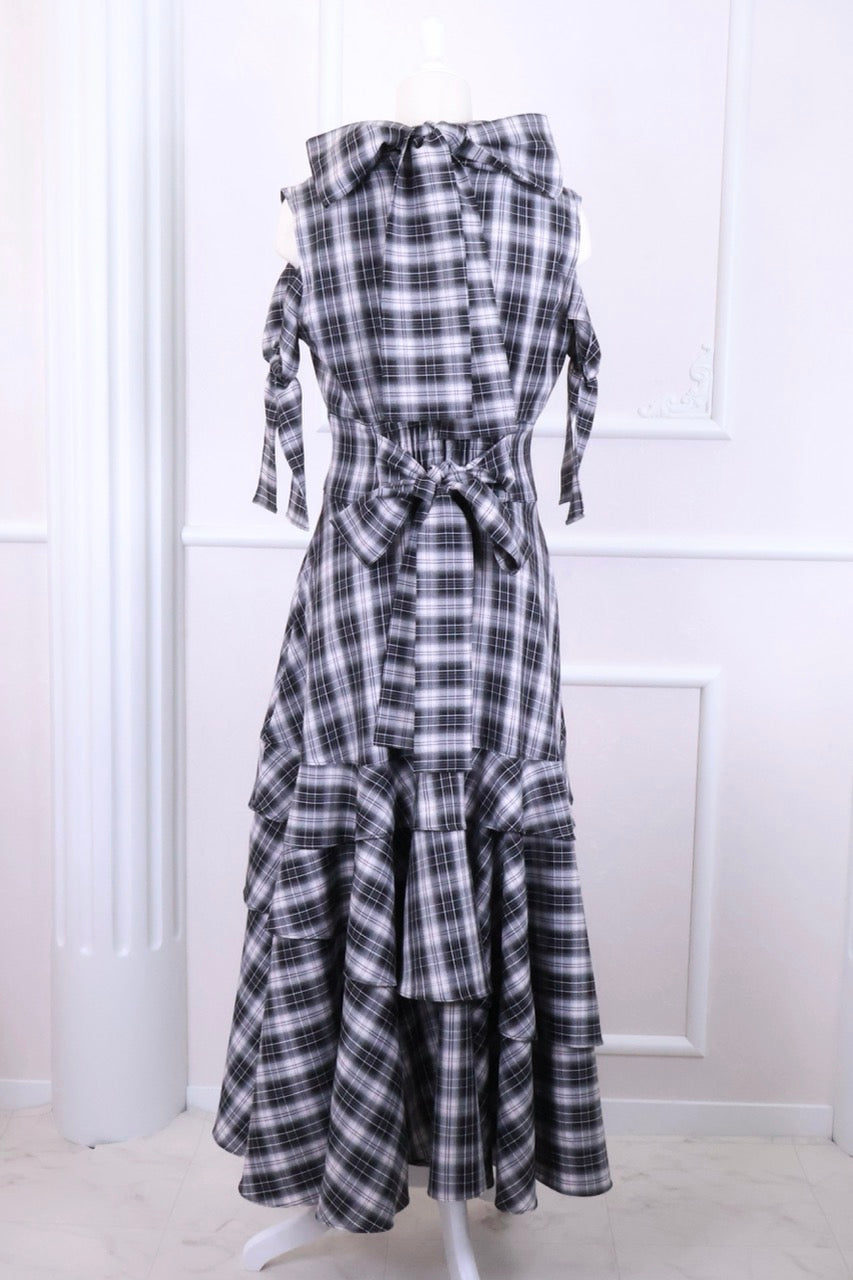 【予約商品】サテンスリットロングワンピ