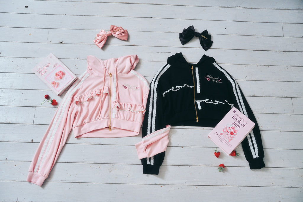 レースラインリップパーカー