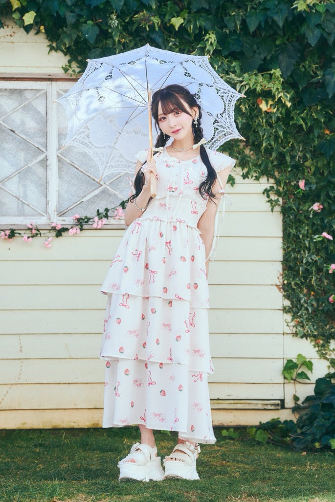Re❤︎Amour ストロベリーロングワンピース ホワイト 予約商品】ストロベリーロングワンピ – ReAmour