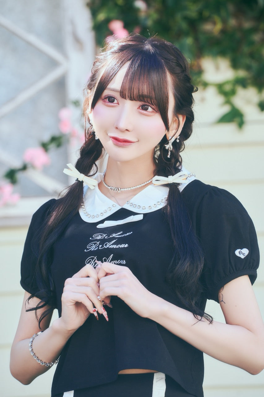 ビジューロゴTシャツ