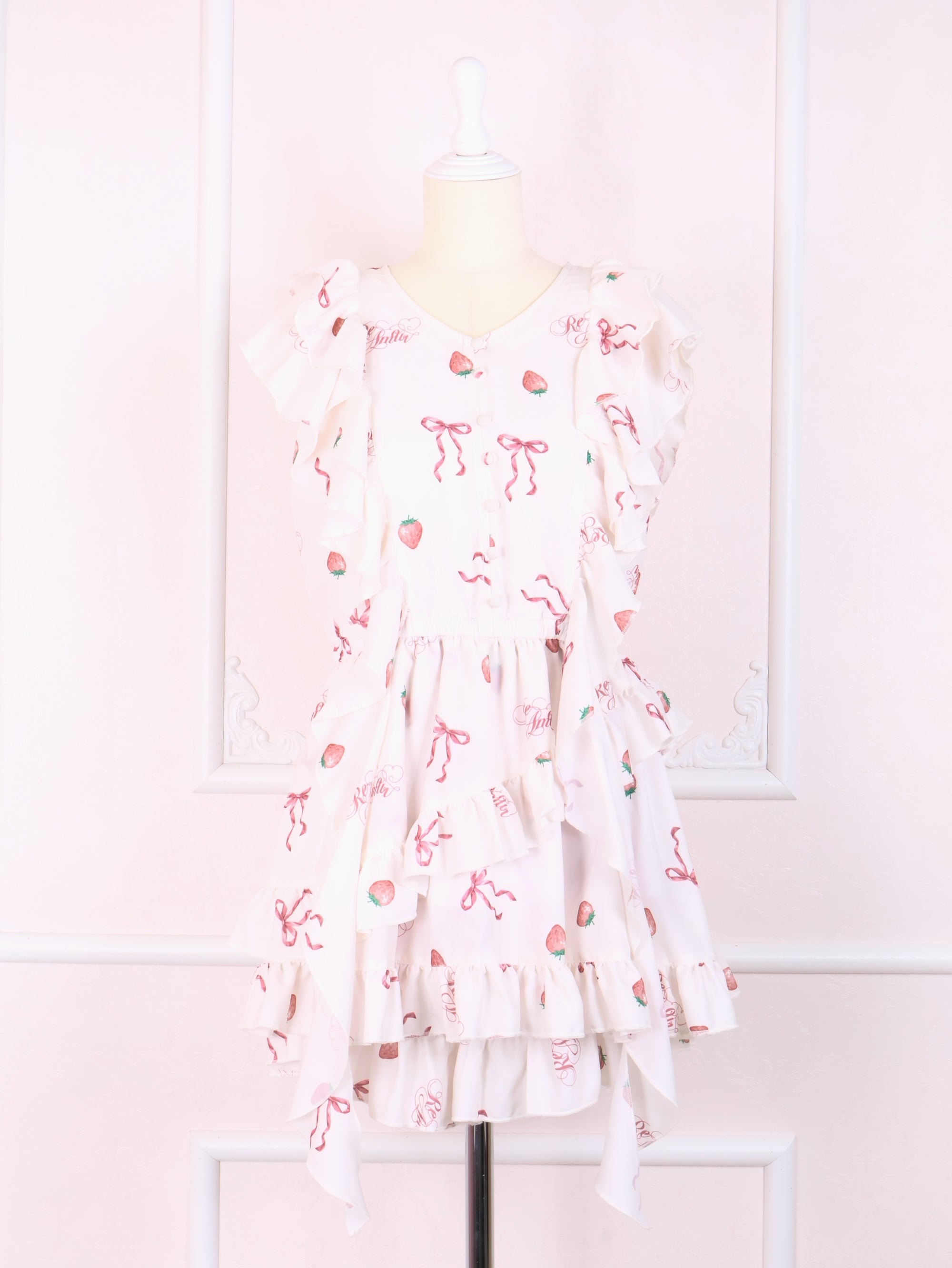 【予約商品】ストロベリーフリルセットアップ