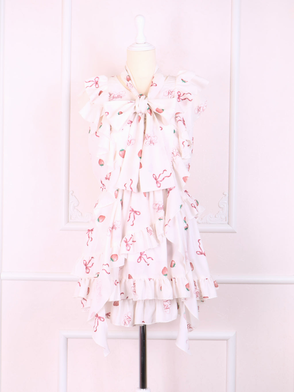 【予約商品】ストロベリーフリルセットアップ