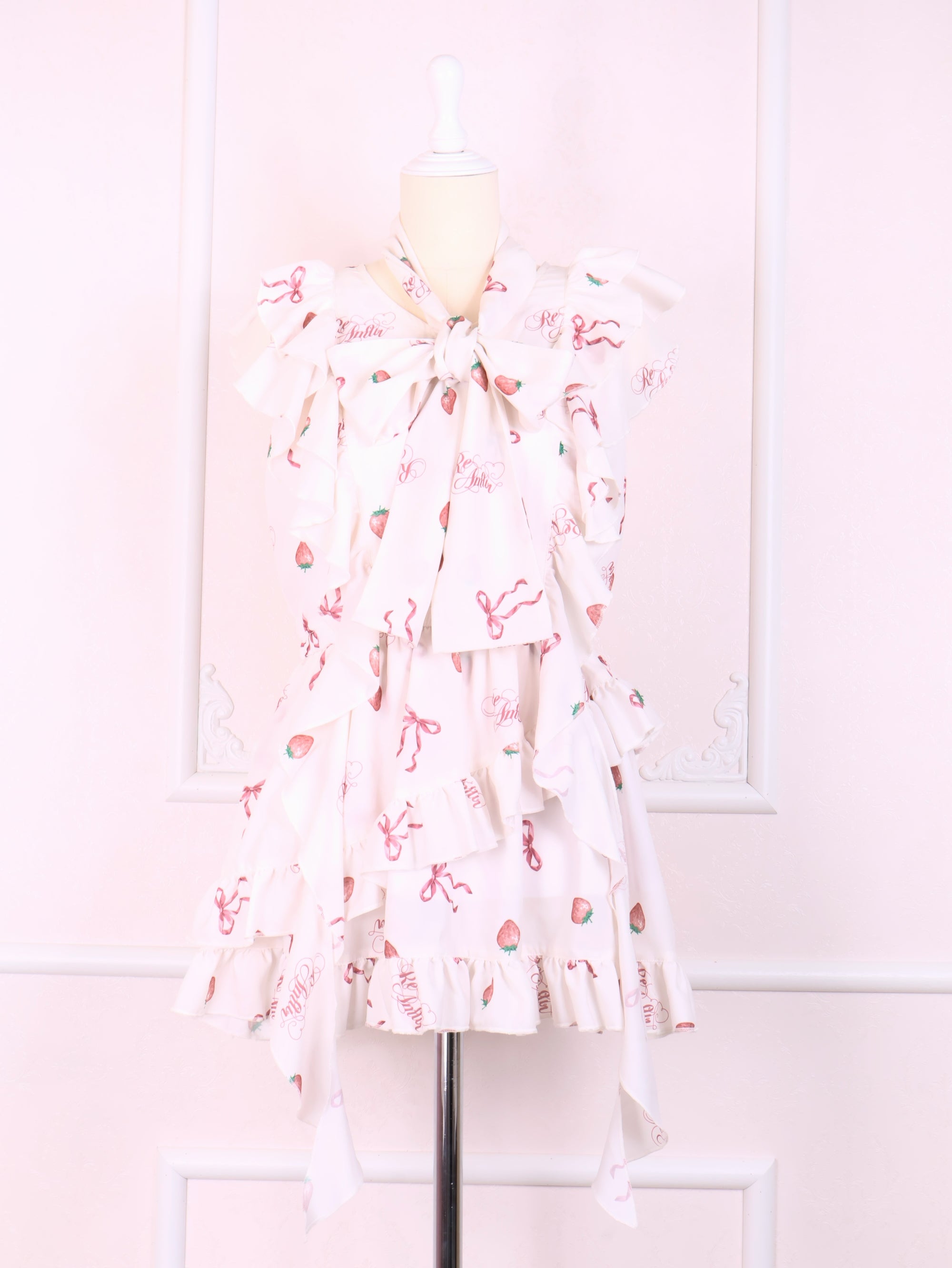 【予約商品】ストロベリーフリルセットアップ