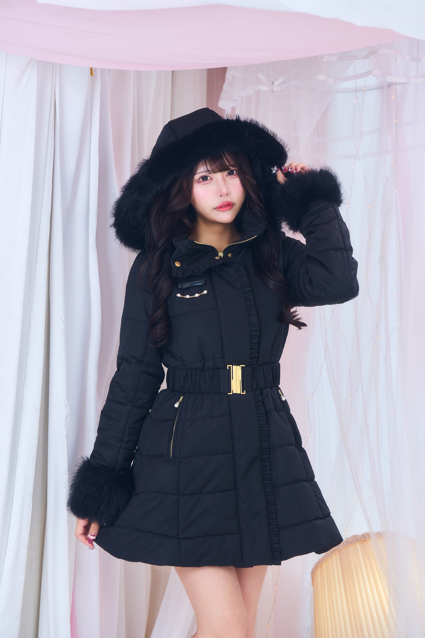 ガーリーダウンコート