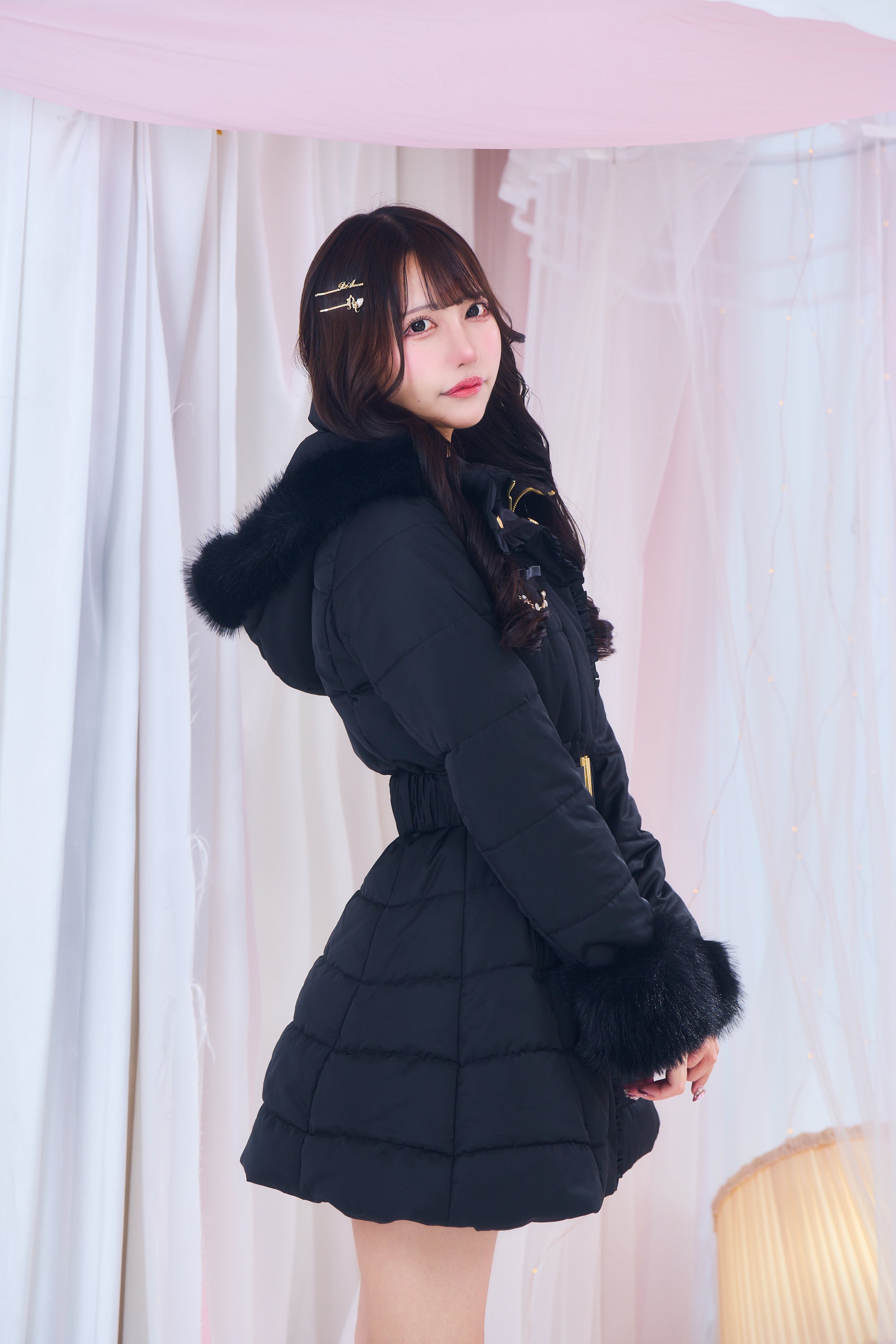 ガーリーダウンコート