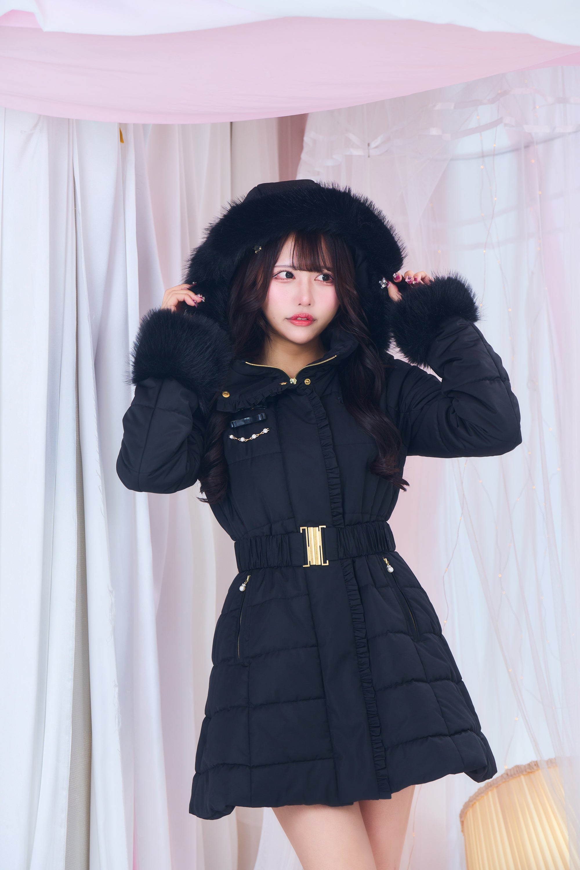 ガーリーダウンコート