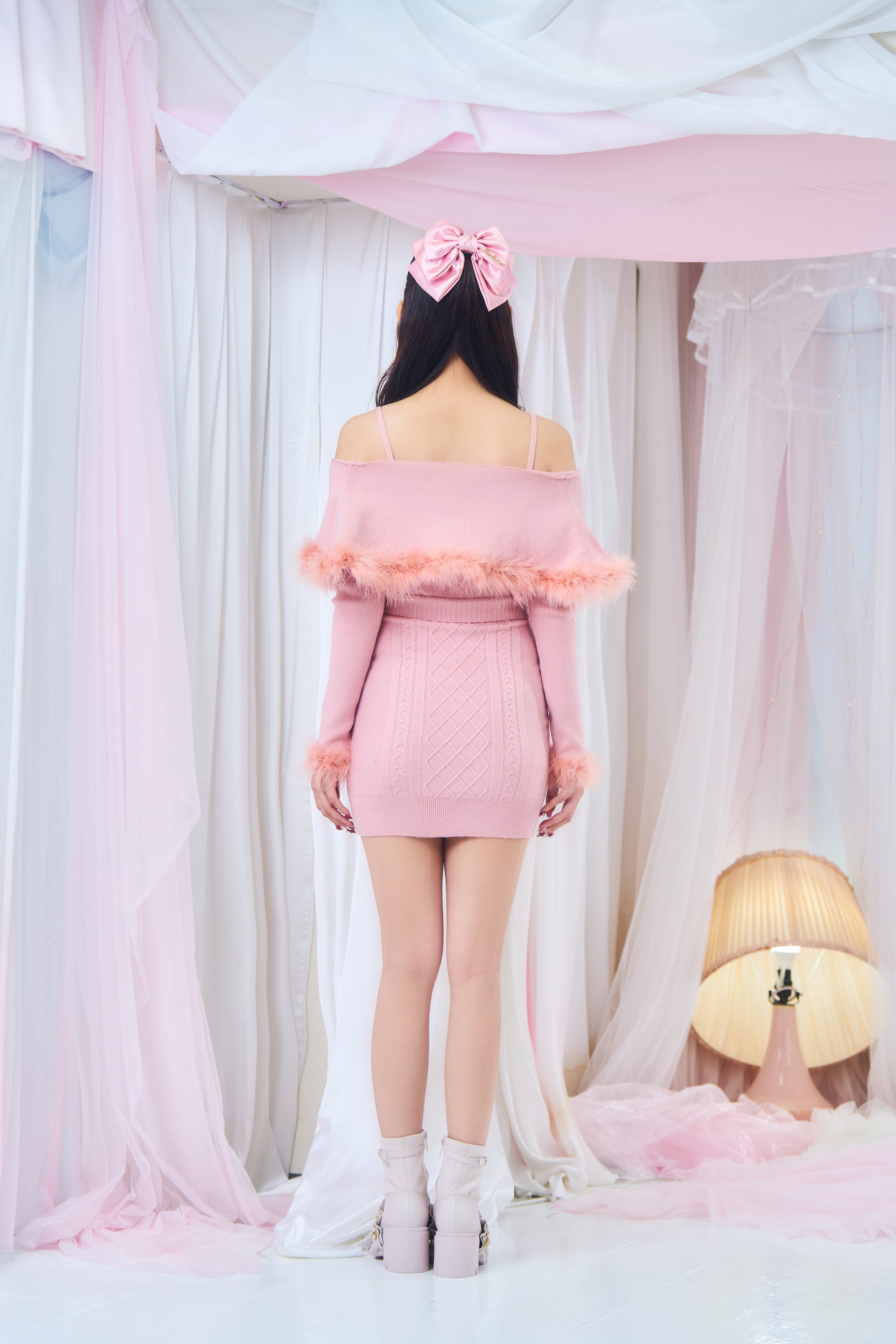 オフショルニットワンピ