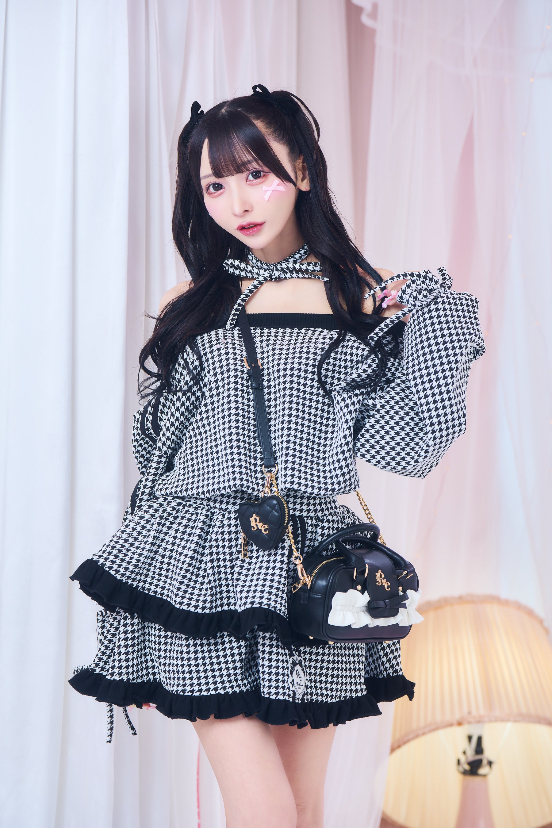 フリルミニボストンバッグ